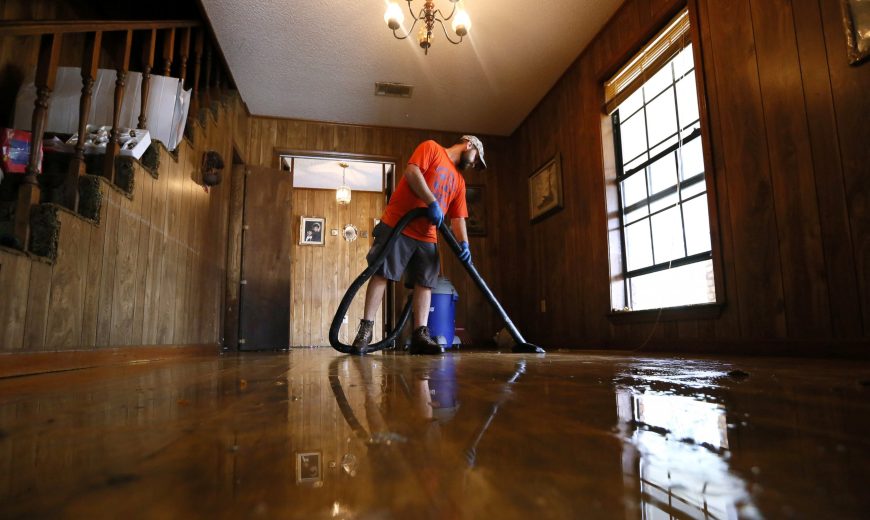 water damage cleanup